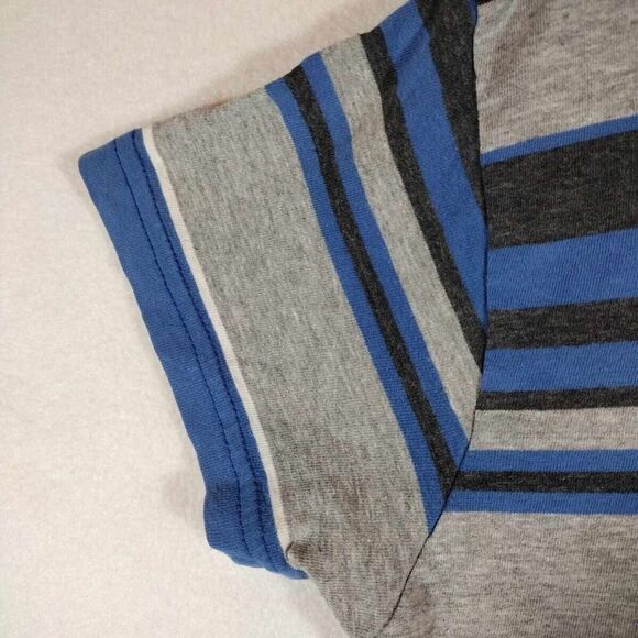 Boys Size Small Distortion T-shirt, Gently Used, Striped Blue Grey White - Picture 5 of 8